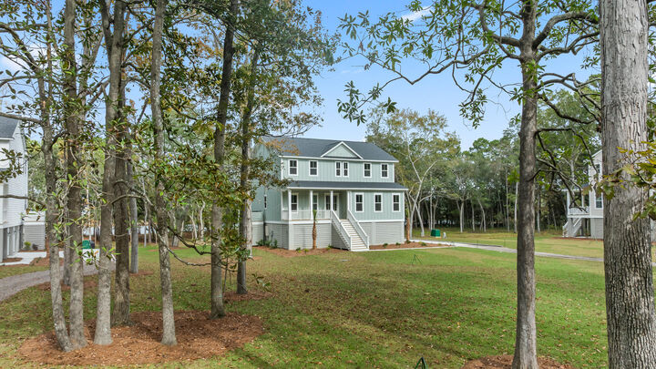 Property Photo: 6518 Beagle Club Road SC 29449