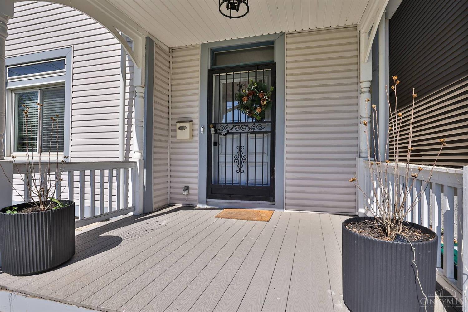 Property Photo: 2703 Ashland Avenue OH 45206