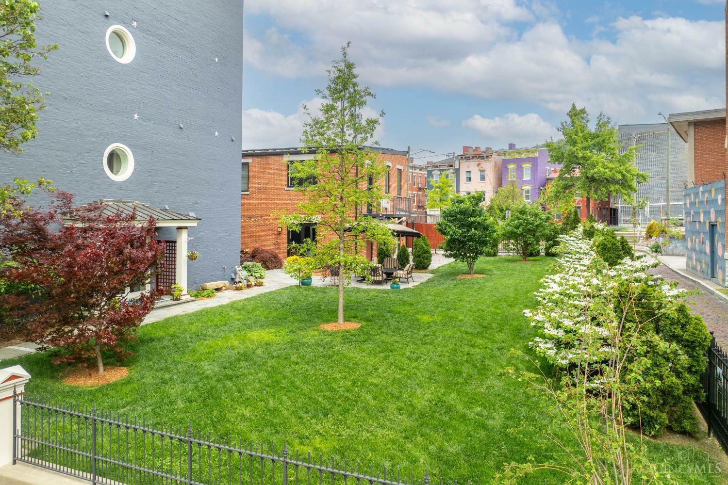 Property Photo: 218 Orchard Street OH 45202