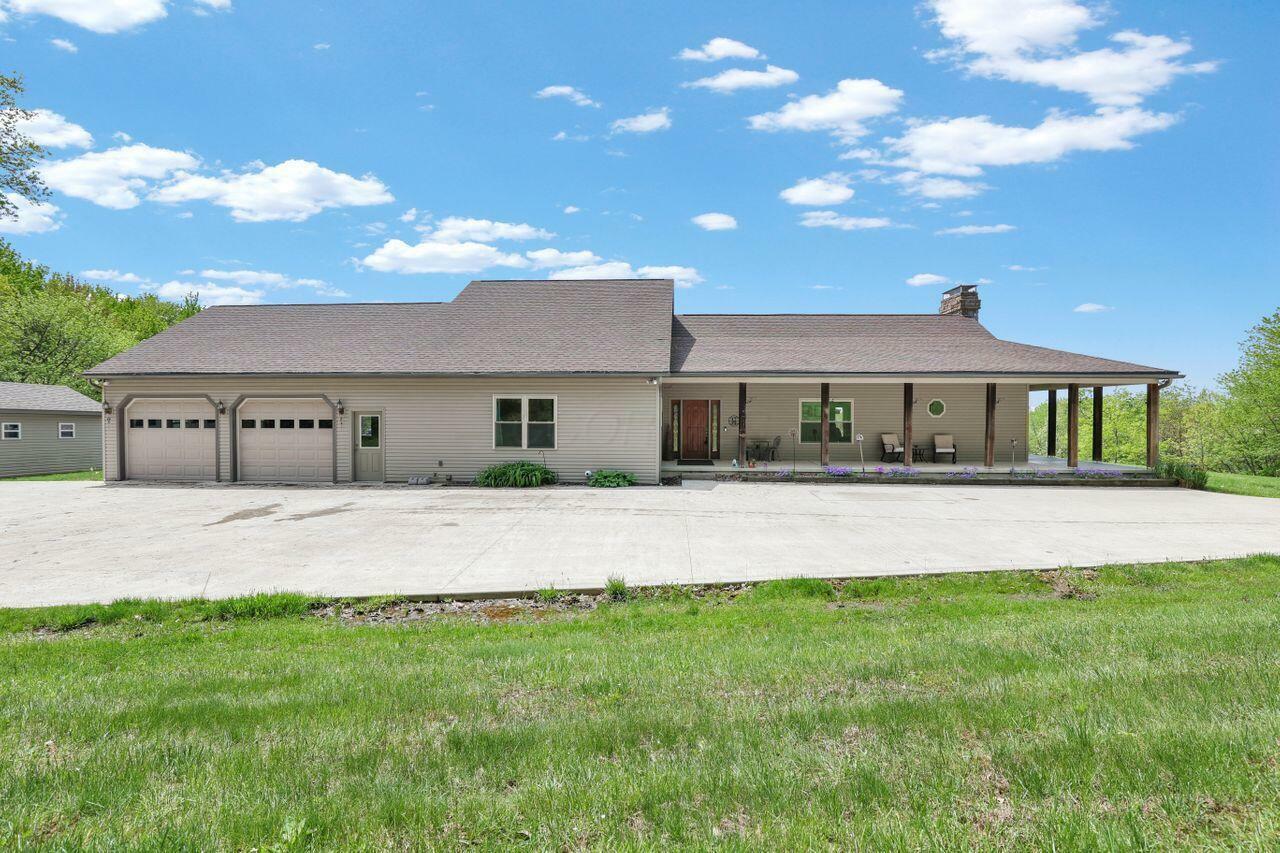 Property Photo: 8206 Winding Run Road OH 43071