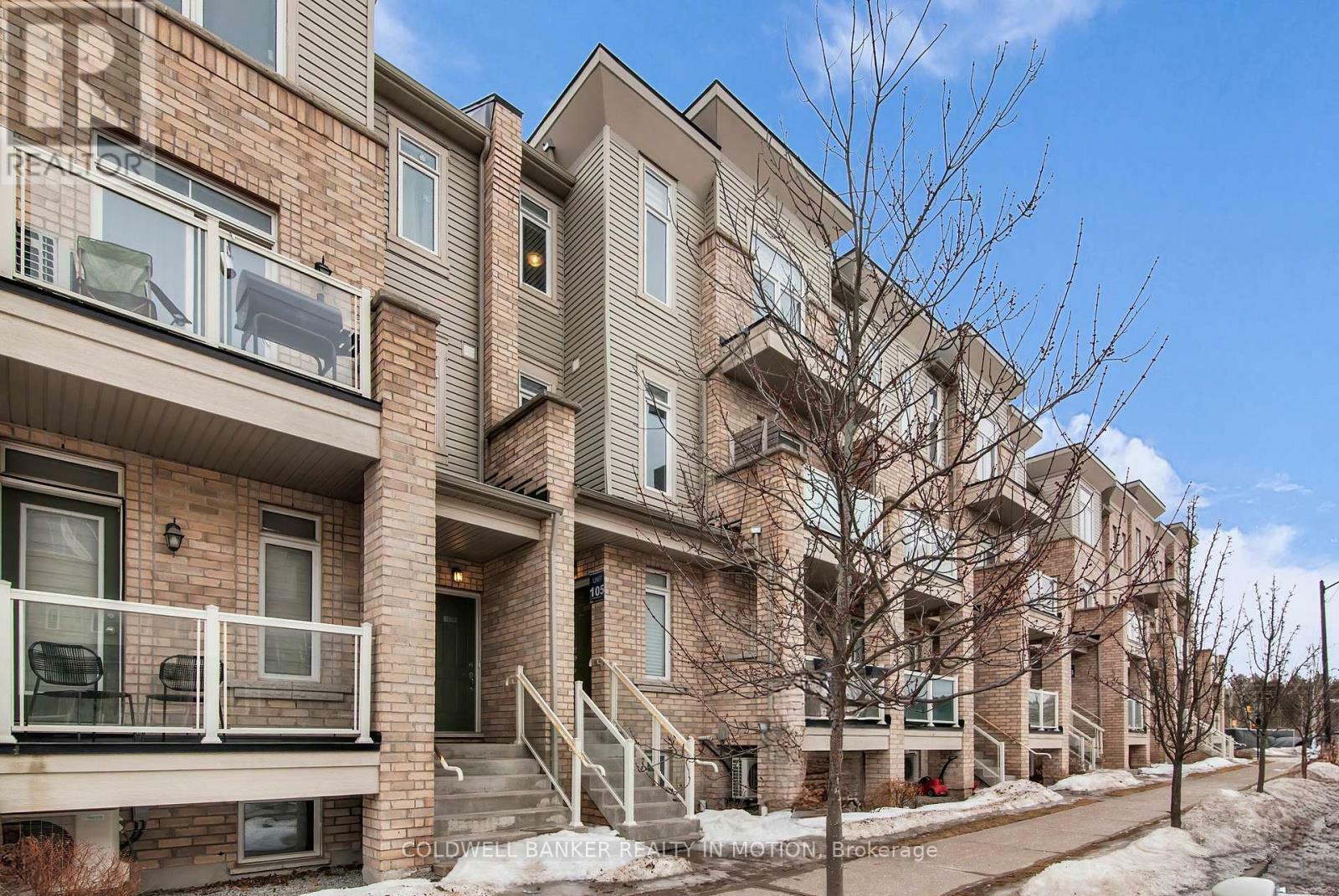 Photo de la propriété: 1775 Rex Heath Drive 106 ON L1X 0E4