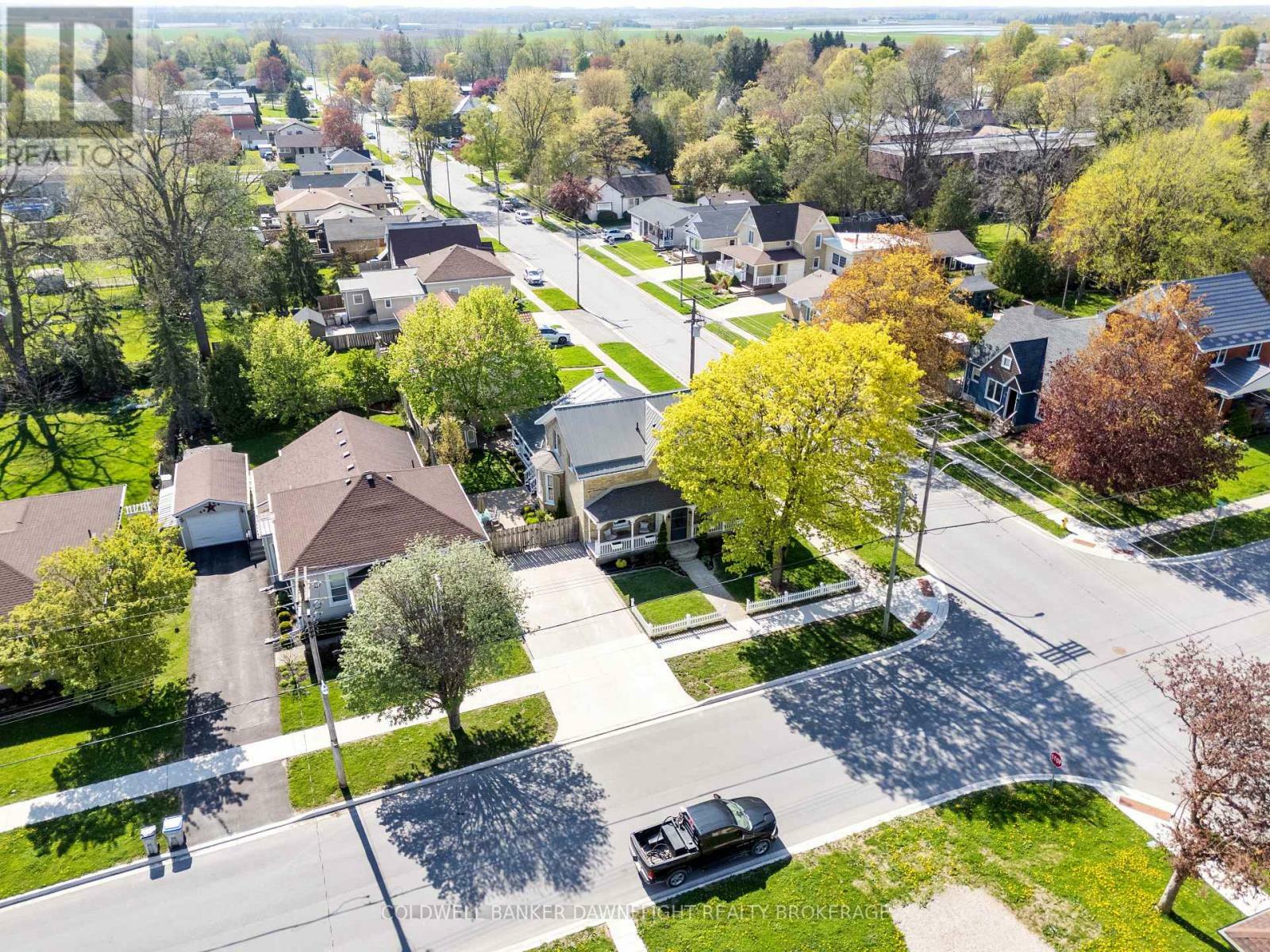 Property Photo: 345 William Street ON N0M 1S6