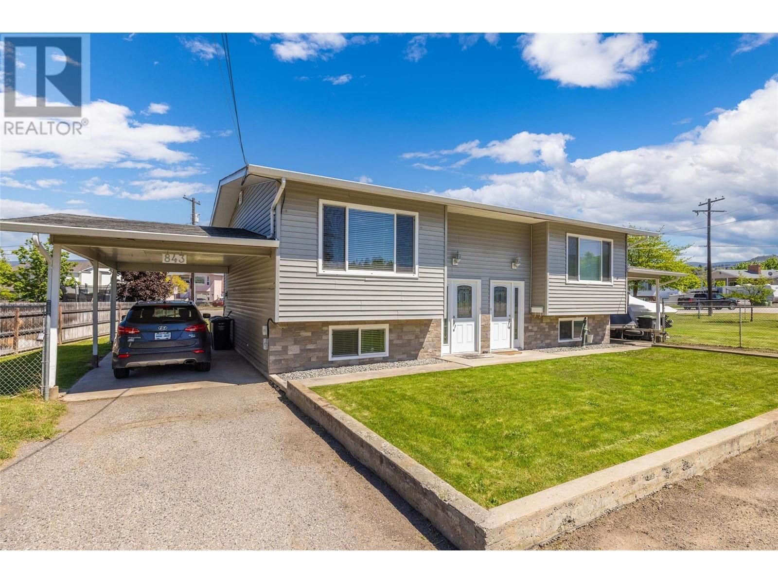 Photo de la propriété:  843 Matt Road  BC V1X 3W2 