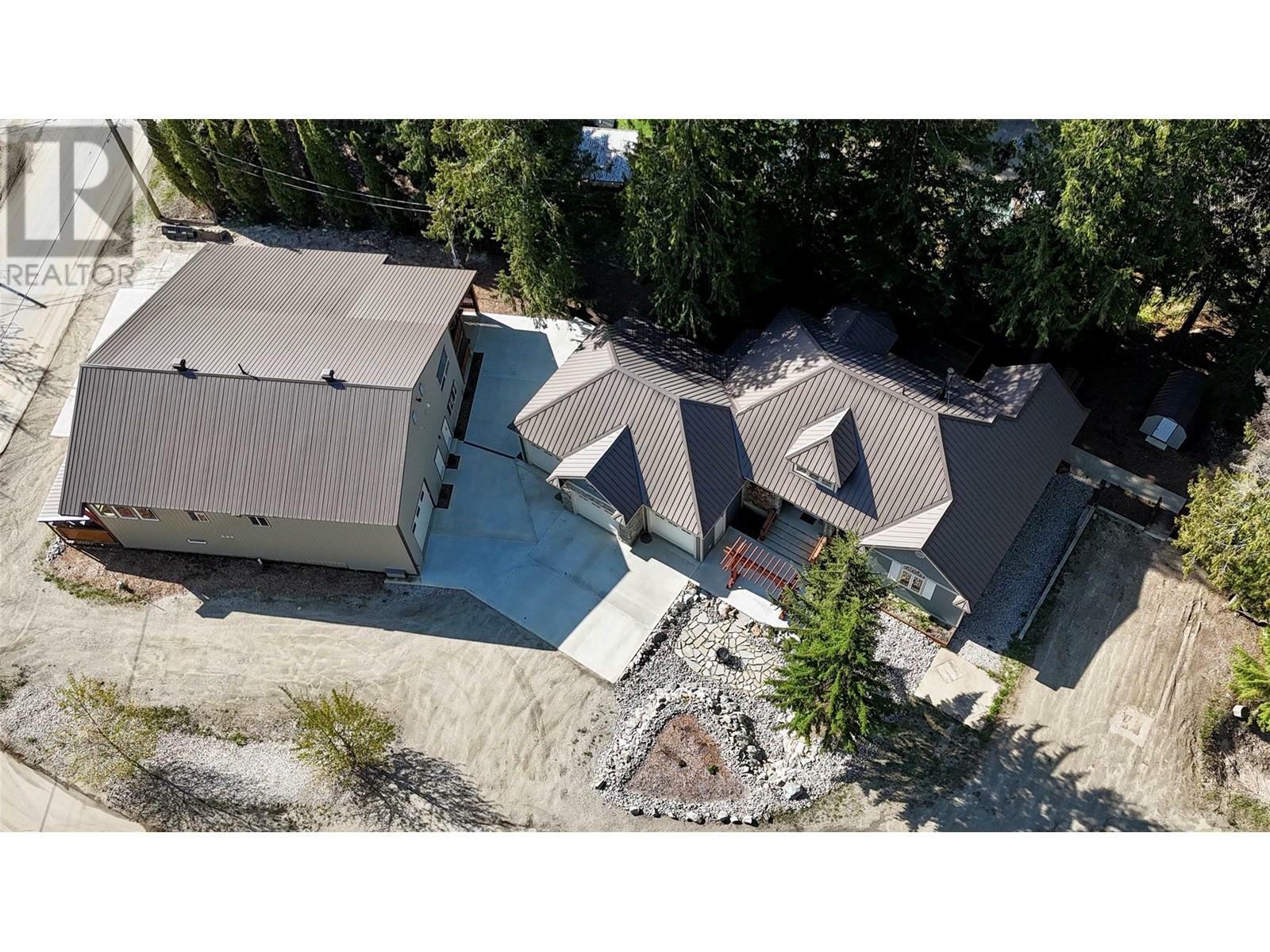 Property Photo: 3297 Back Road Road BC V0E 2S0