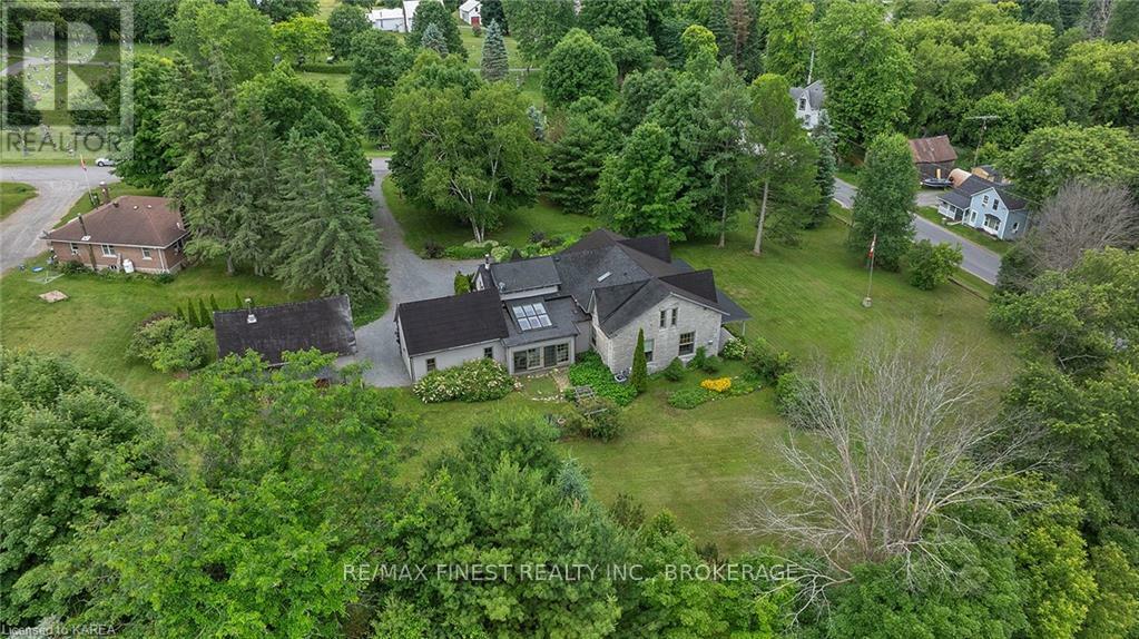 Property Photo:  187 Simmons Road  ON K0H 2H0 
