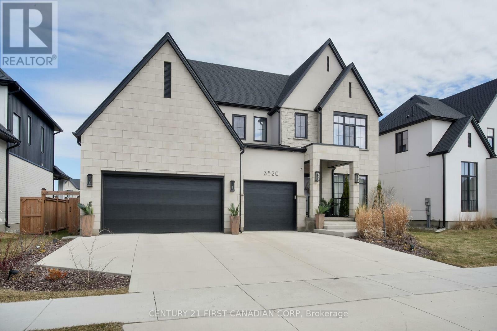 Property Photo: 3520 Grand Oak Crossing ON N6P 0G7