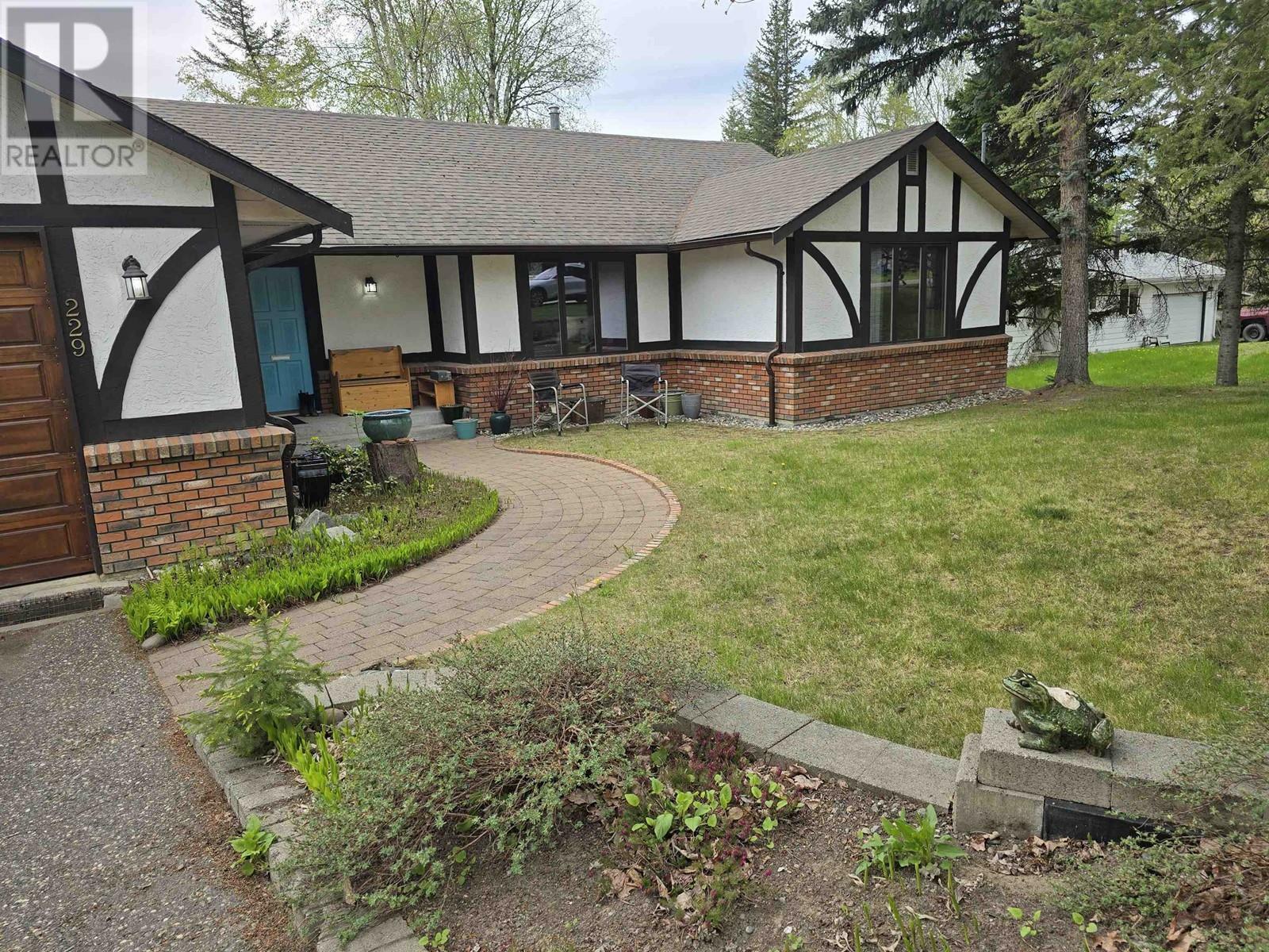 Photo de la propriété: 229 Grosz Road BC V2J 4G1