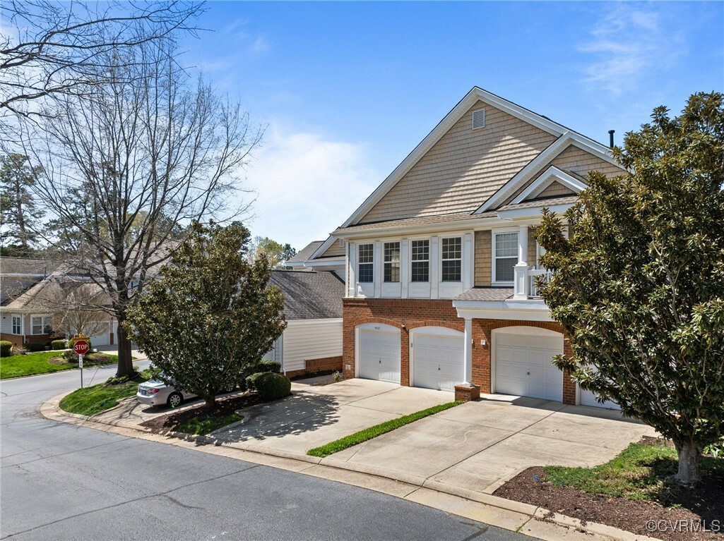 Property Photo: 4405 Acoma Circle VA 23188