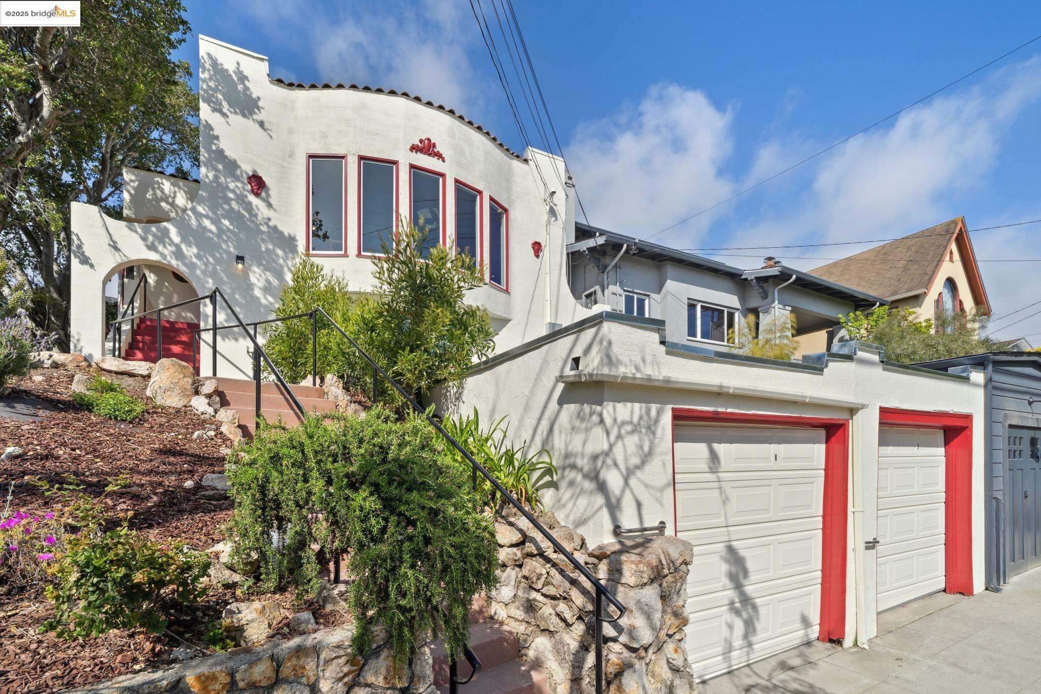 Property Photo: 653 Colusa Ave CA 94707