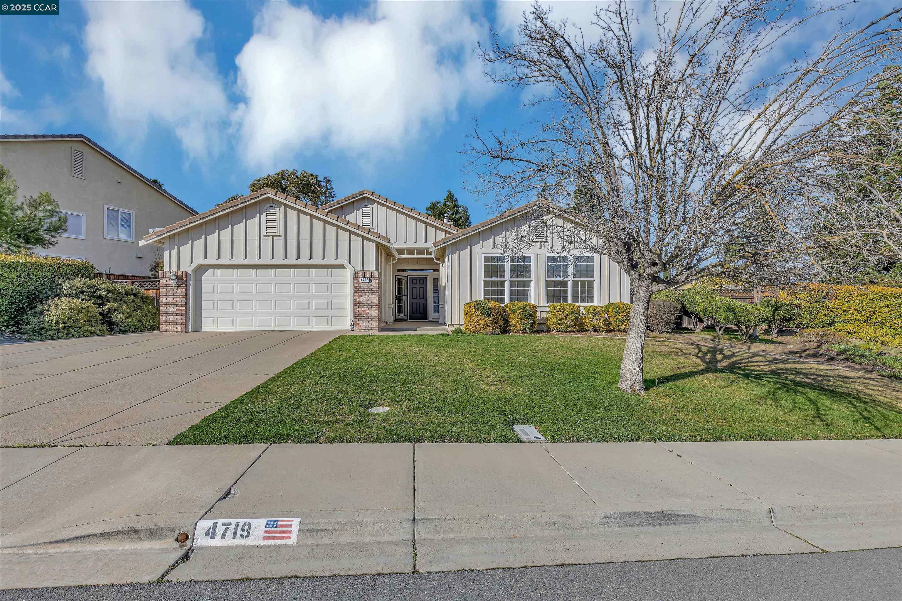 Property Photo: 4719 Golden Bear Dr CA 94531