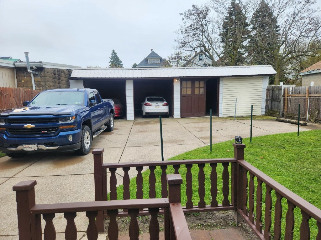 Property Photo: 1149 E 26th Street PA 16504