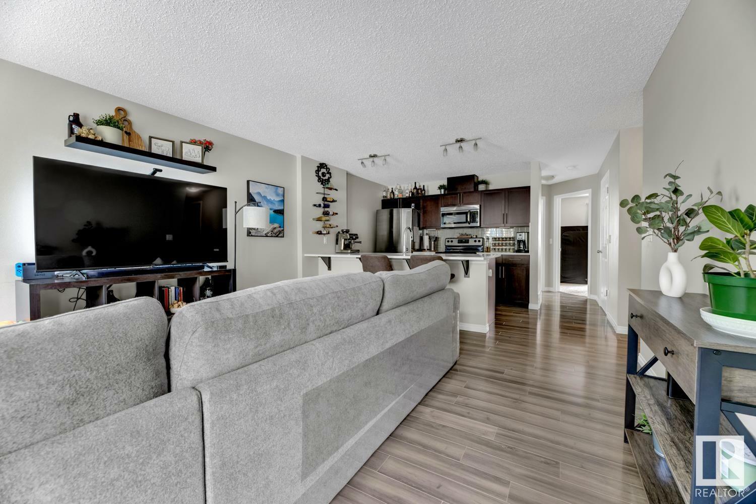 Property Photo: 460 Hemingway Road NW 52 AB T6M 0M5