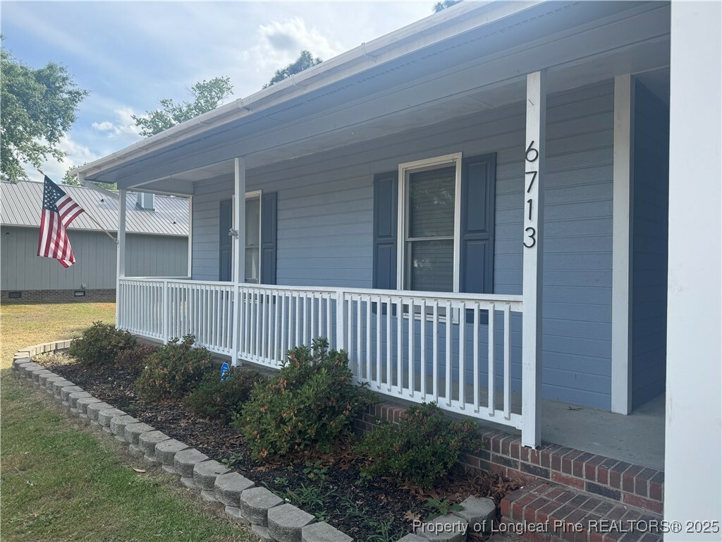 Property Photo: 6713 Winthrop Drive NC 28311