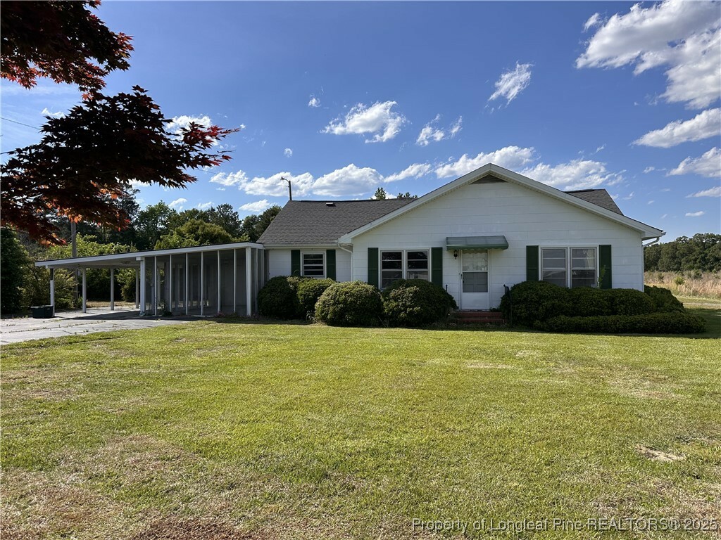 Property Photo: 6695 Maxwell Road NC 28391
