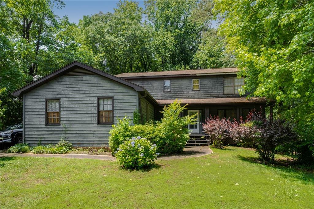 Property Photo:  1429 Smithson Drive  GA 30058 