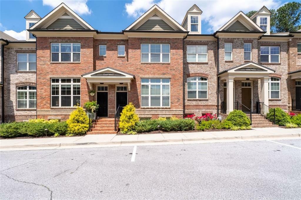 Property Photo: 1222 Lavista Circle NE GA 30324