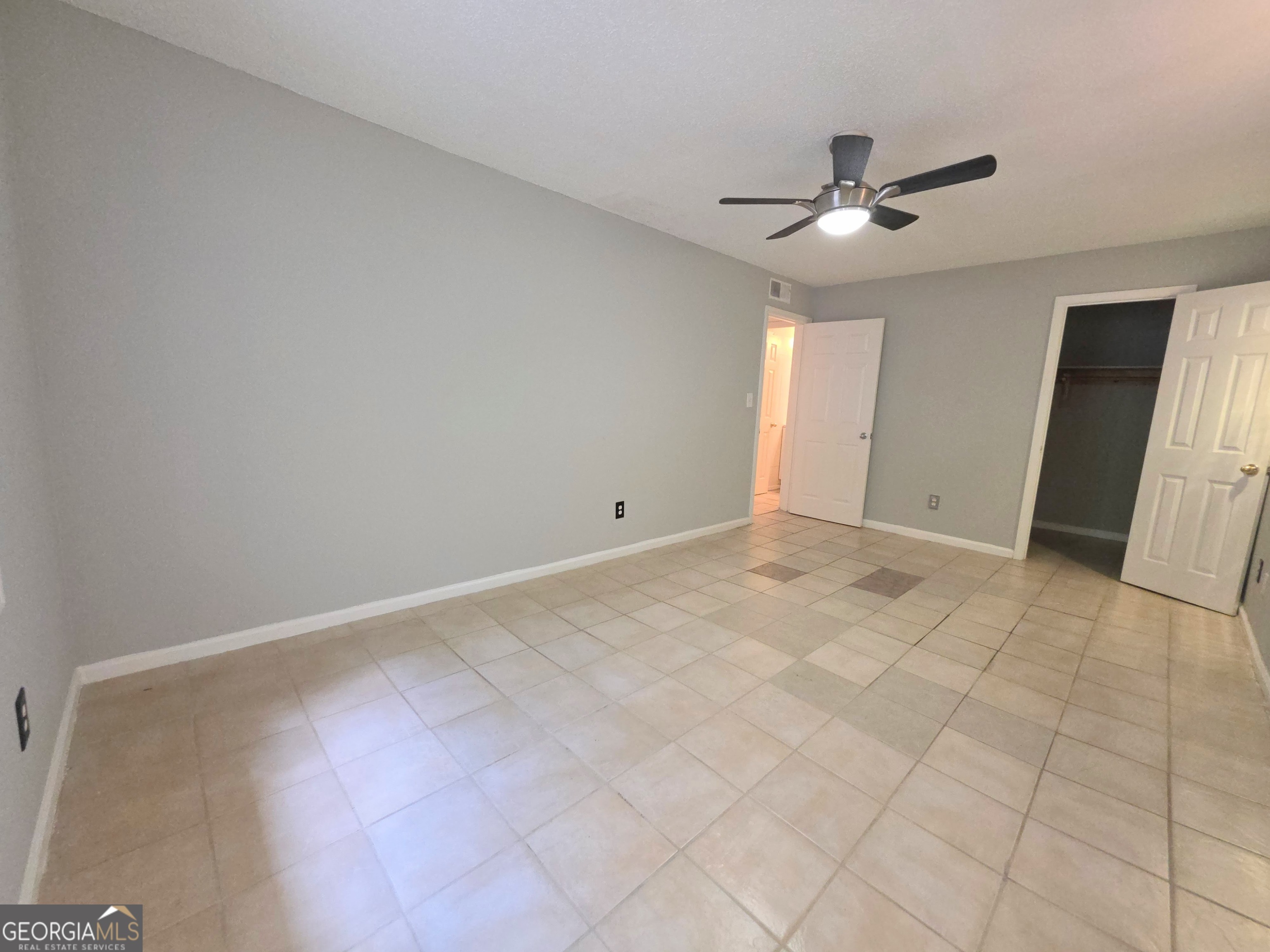 Property Photo: 1212 Utoy Springs Road 46 GA 30331