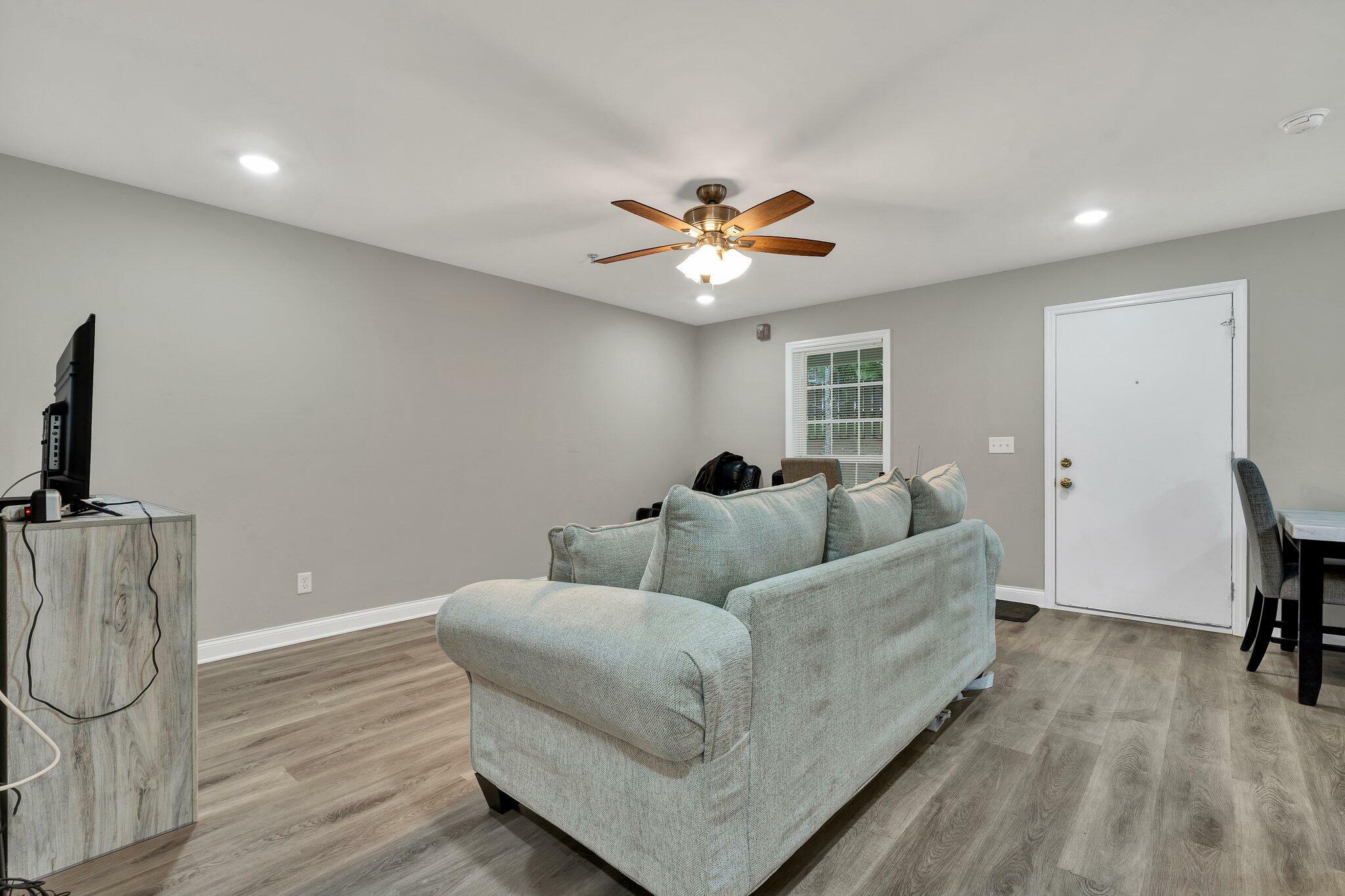 Property Photo: 900 Mountain Creek TN 37405