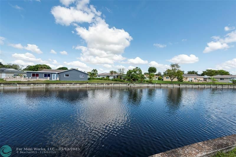 Property Photo: 6429 Pinehurst Cir W. C24 FL 33321