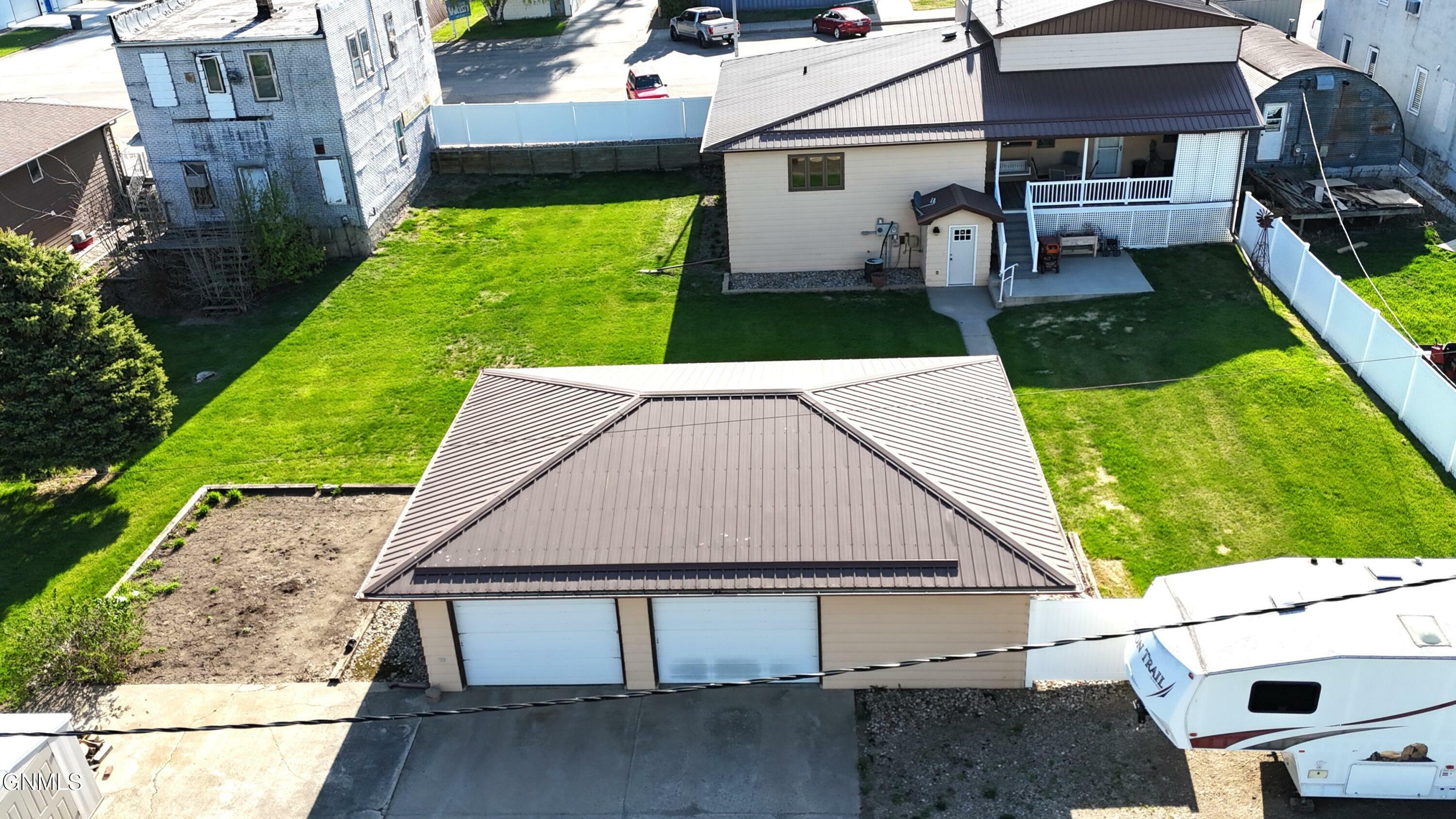Property Photo: 615 Main Street ND 58433