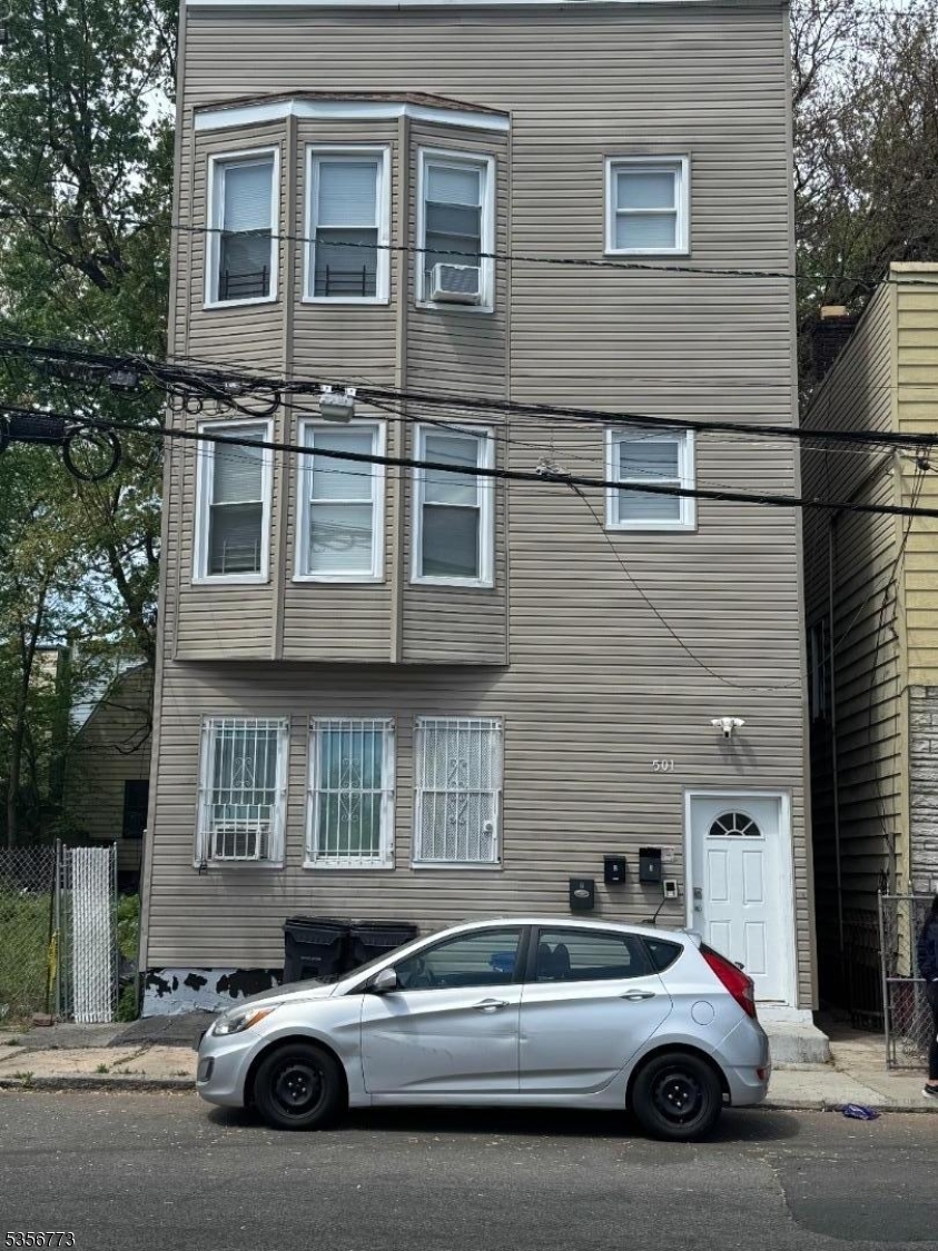 501 S 10th St  Newark City NJ 07103 photo