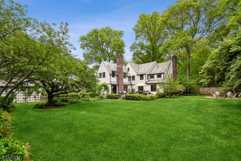 Property Photo: 141 Summit Ave NJ 07043