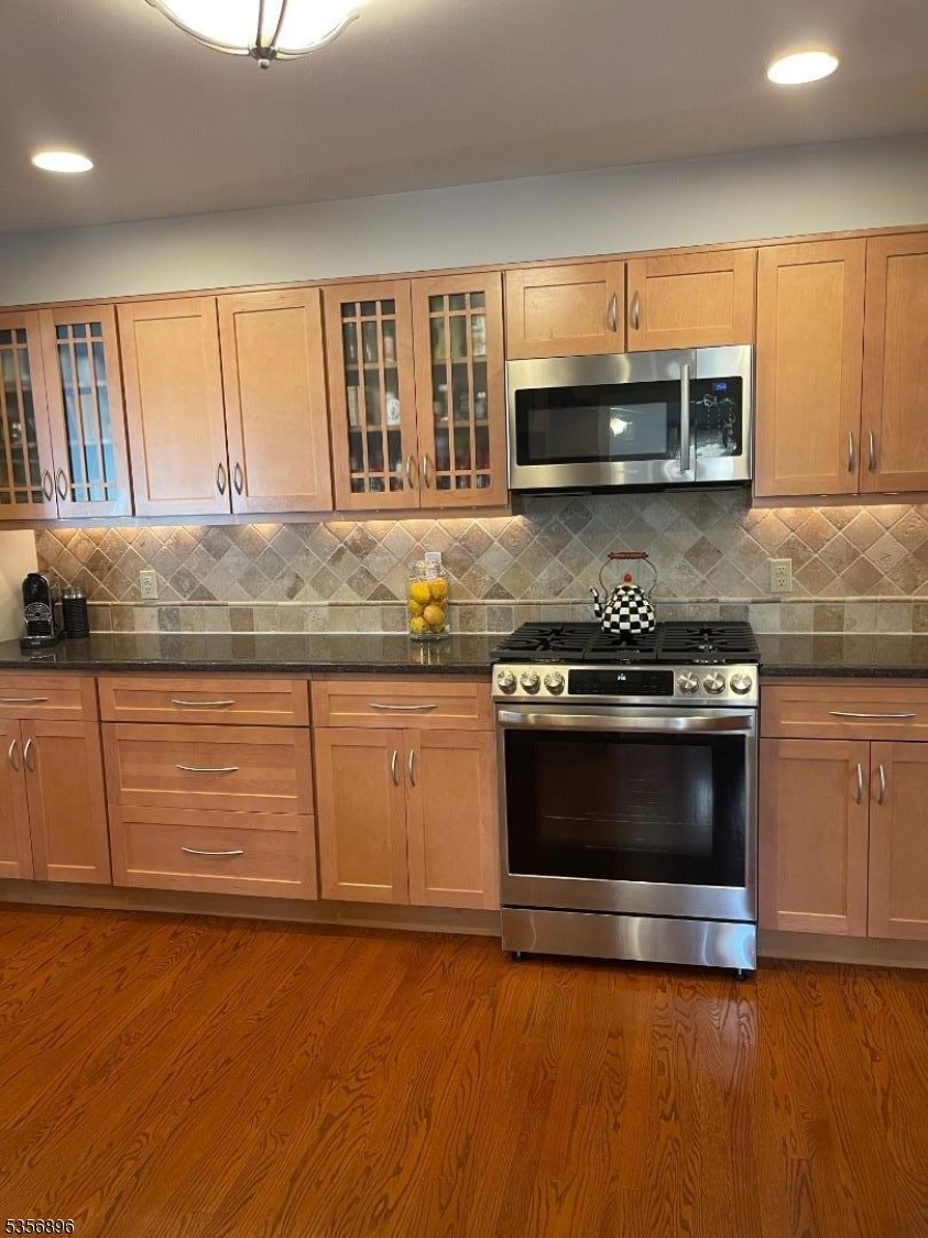 Property Photo: 7 Brian Rd NJ 07006