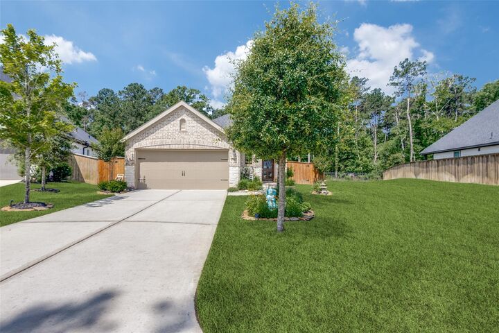 Property Photo:  342 Topper Pines Drive  TX 77316 
