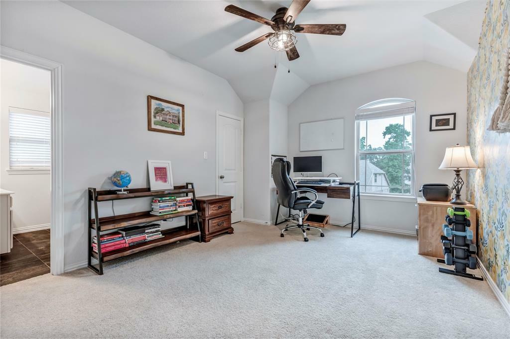 Property Photo: 116 Brighton Woods Court TX 77318
