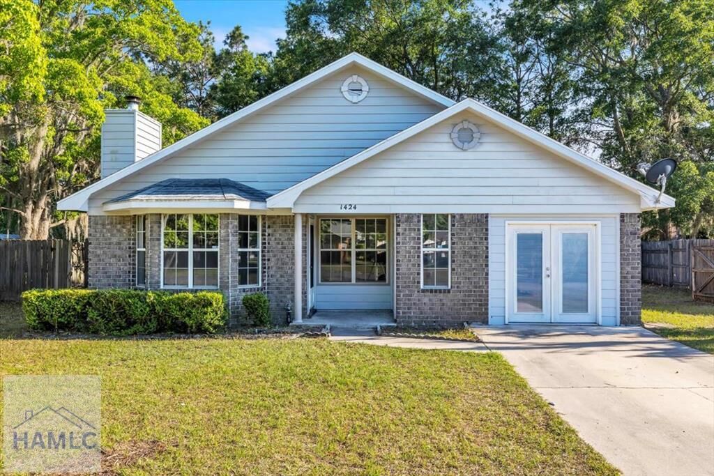 Property Photo:  1424 Paul Caswell Boulevard  GA 31313 