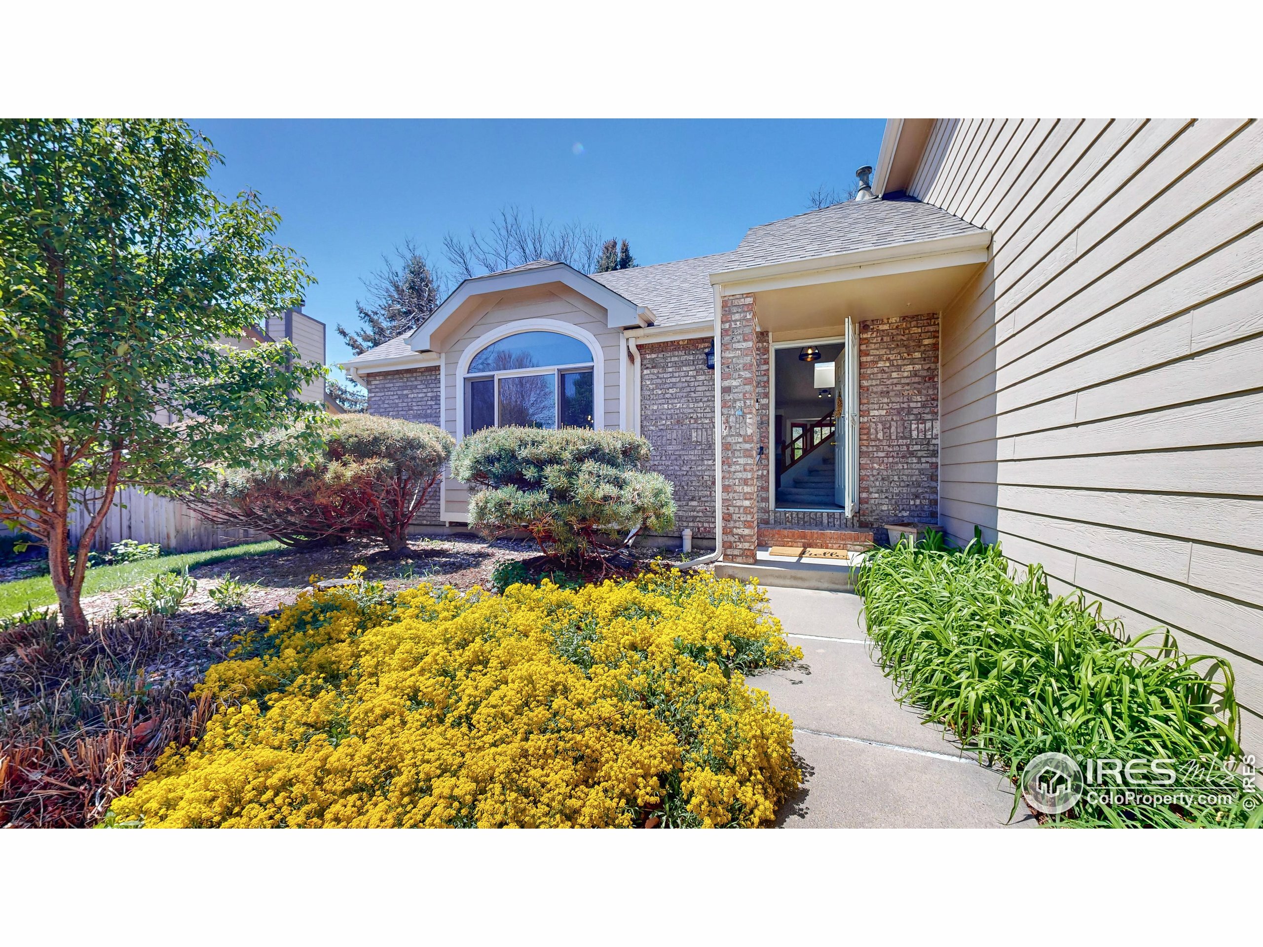 Property Photo: 2917 Garrett Dr CO 80526
