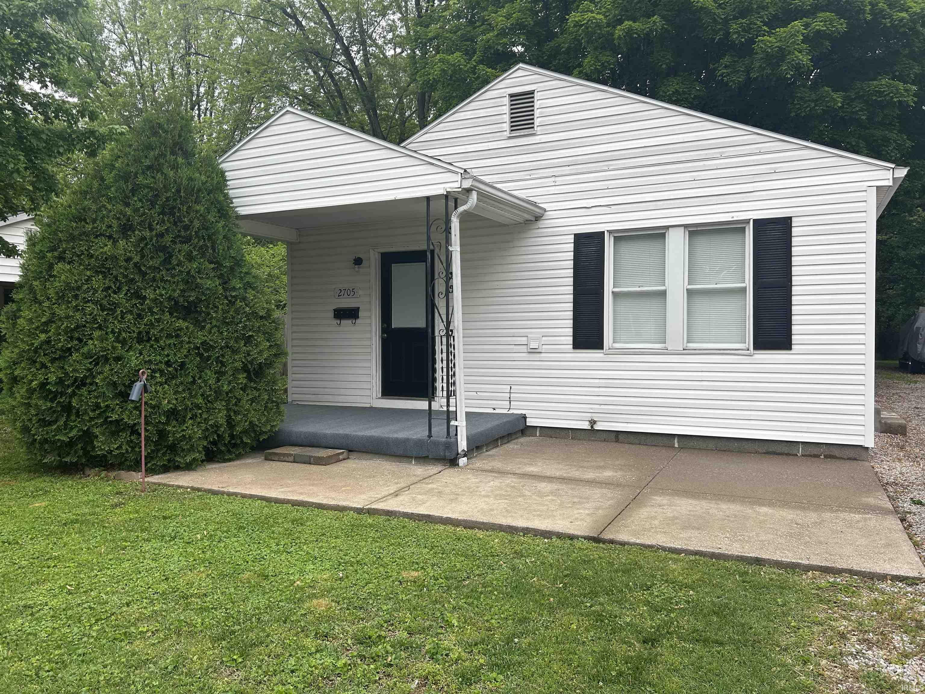 2705 Edgar Street  Evansville IN 47710 photo