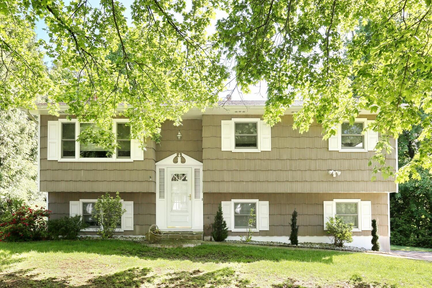 Property Photo:  4 Apollo Court  NY 10954 