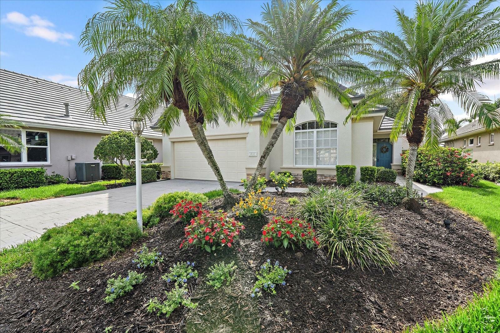 Property Photo: 7821 Troon Court FL 34202