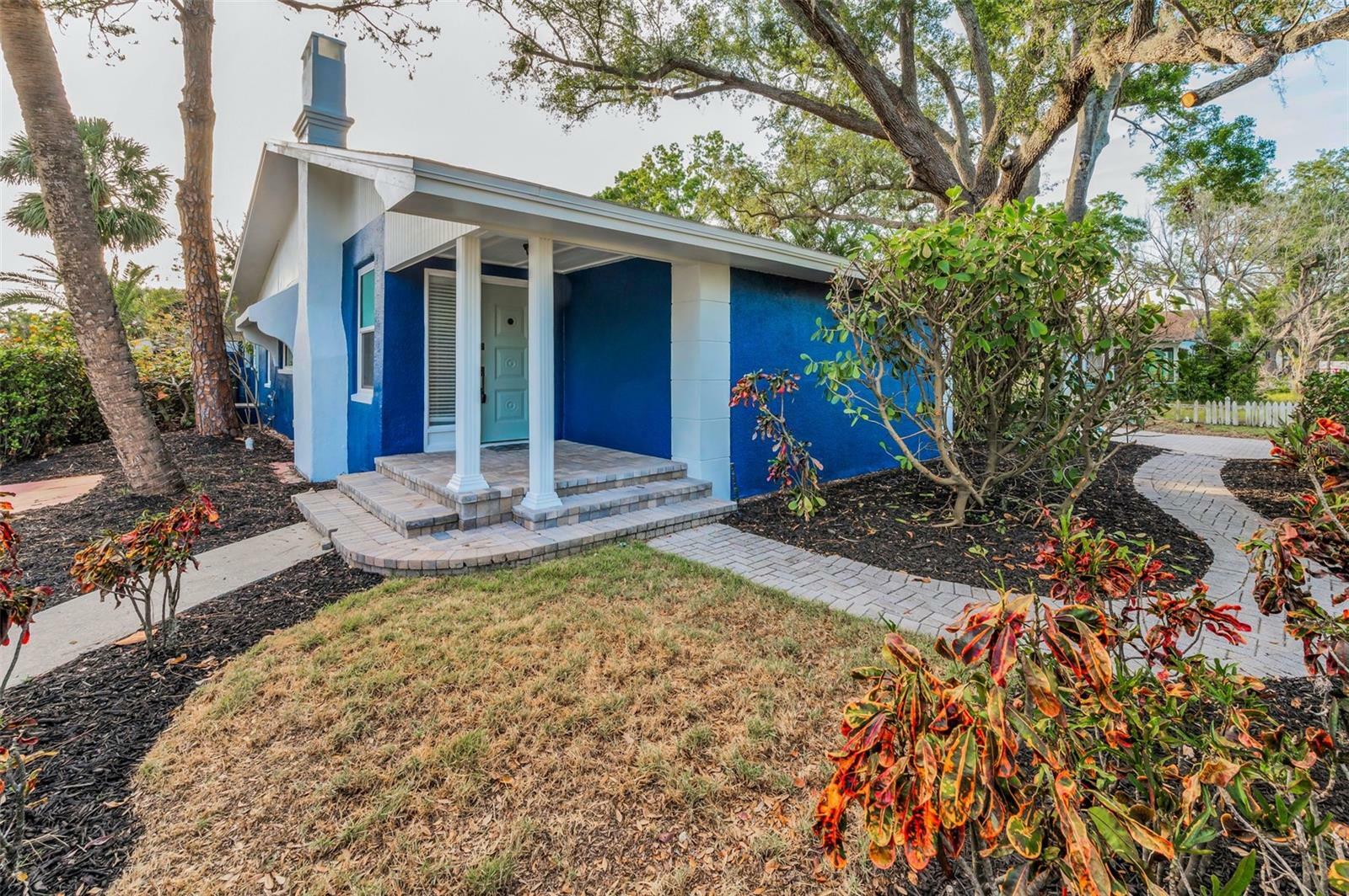 330 Pineapple Street  Tarpon Springs FL 34689 photo