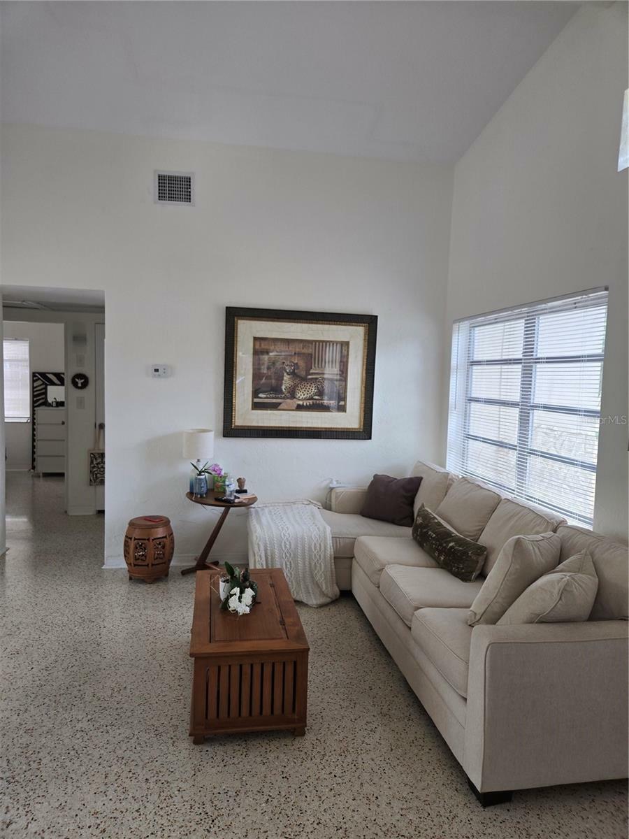 Property Photo: 6347 13th Avenue N FL 33710