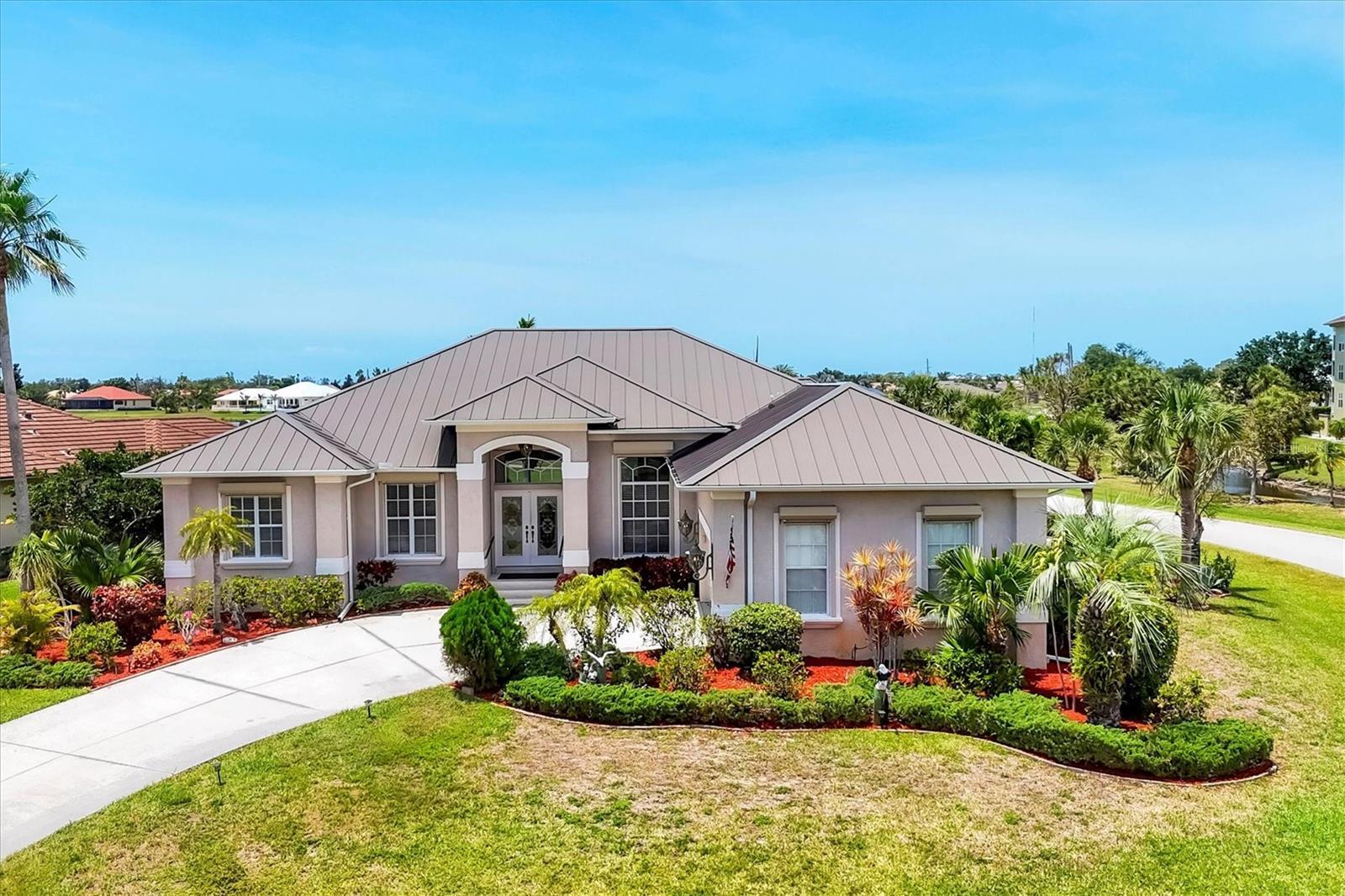 Property Photo: 585 Coral Creek Drive FL 33946
