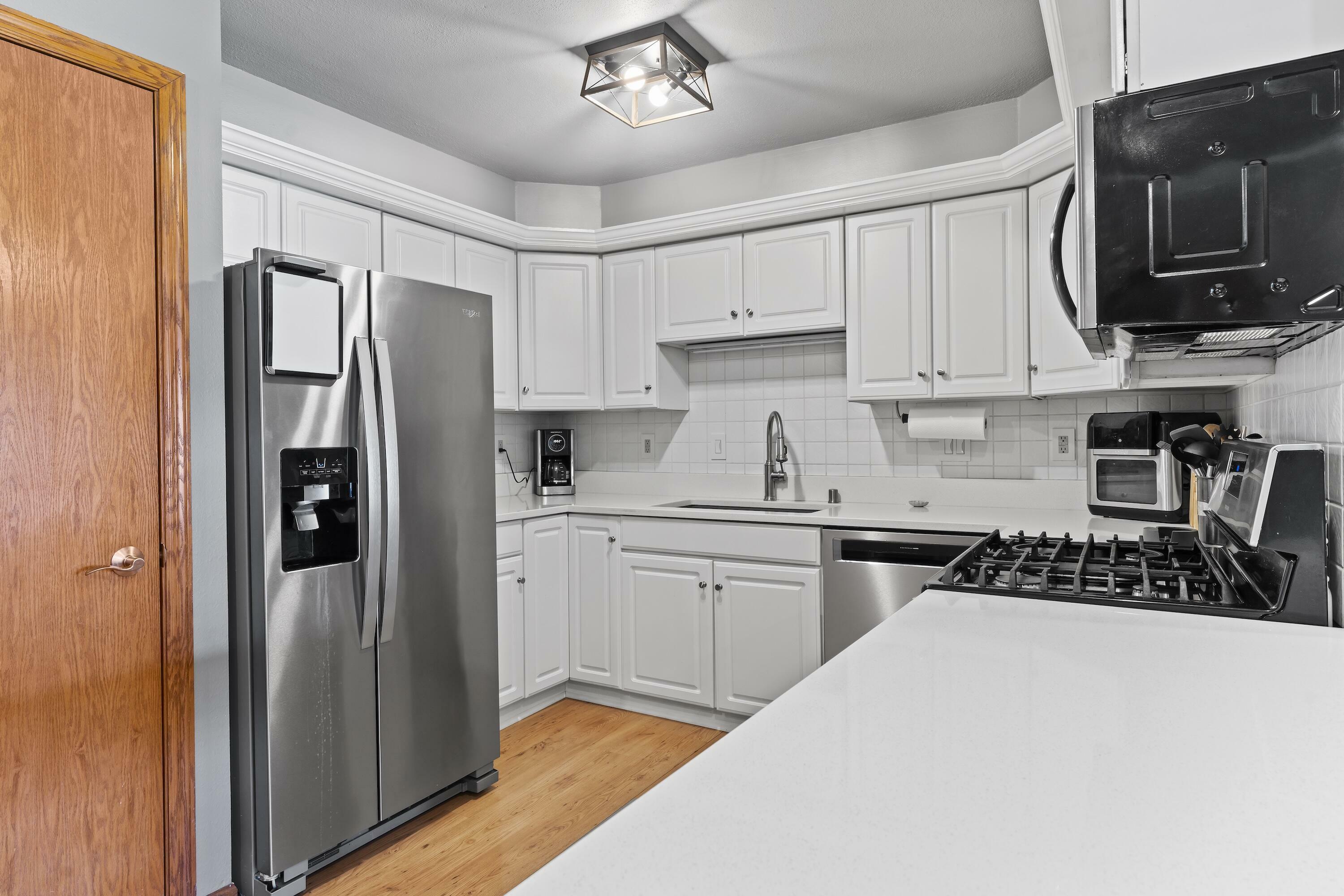 Property Photo: 10153 W Whitnall Edge Dr B WI 53132