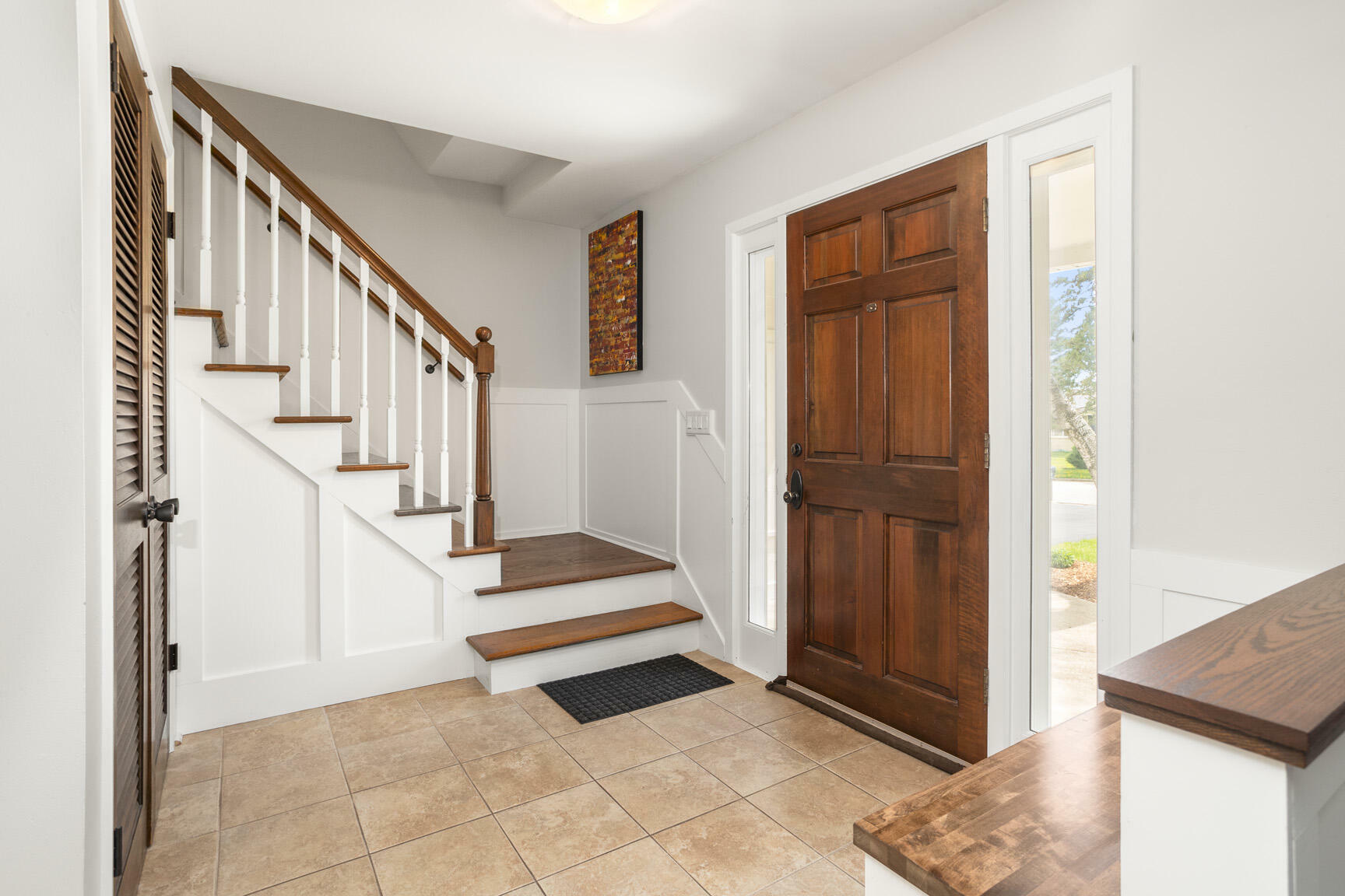 Property Photo: N62w24102 Hickory Dr WI 53089