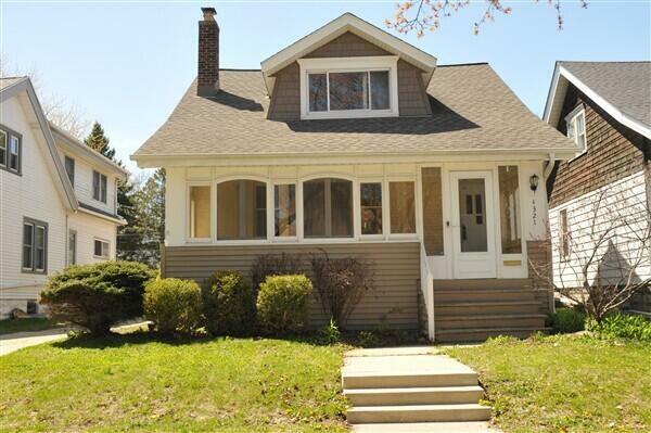 4321 N Murray Ave  Shorewood WI 53211 photo