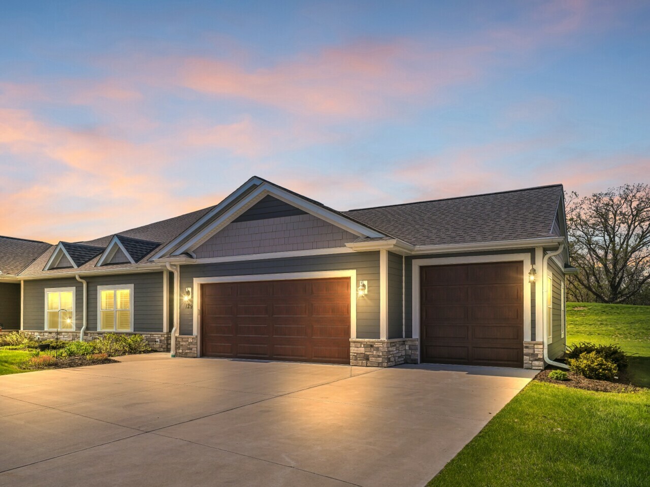 129 Phantom Lake Ct  Mukwonago WI 53149 photo