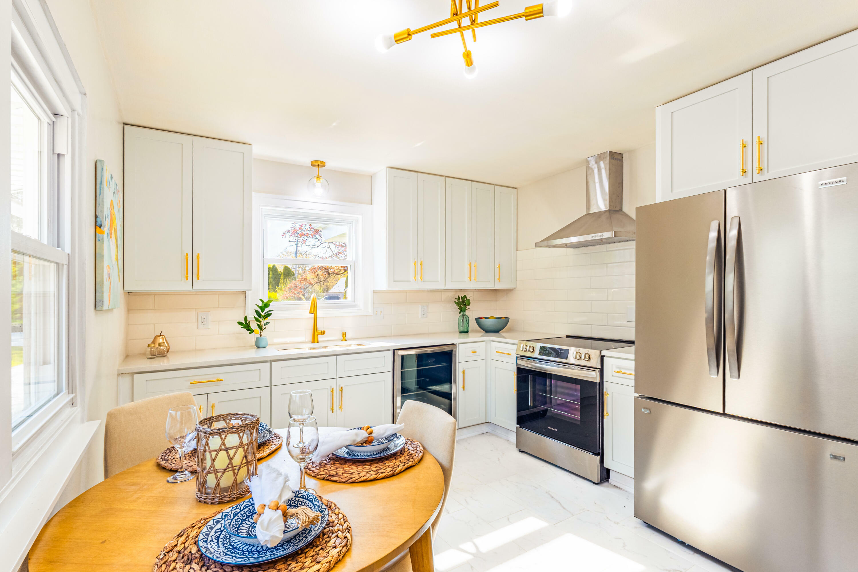 5510 S 43rd St  Greenfield WI 53220 photo