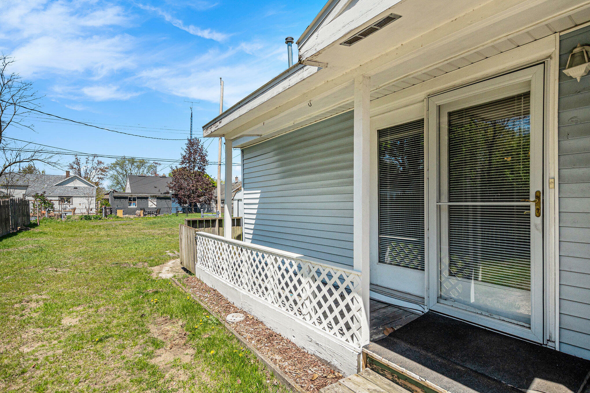 Property Photo: 1115 Pennoyer Avenue MI 49417