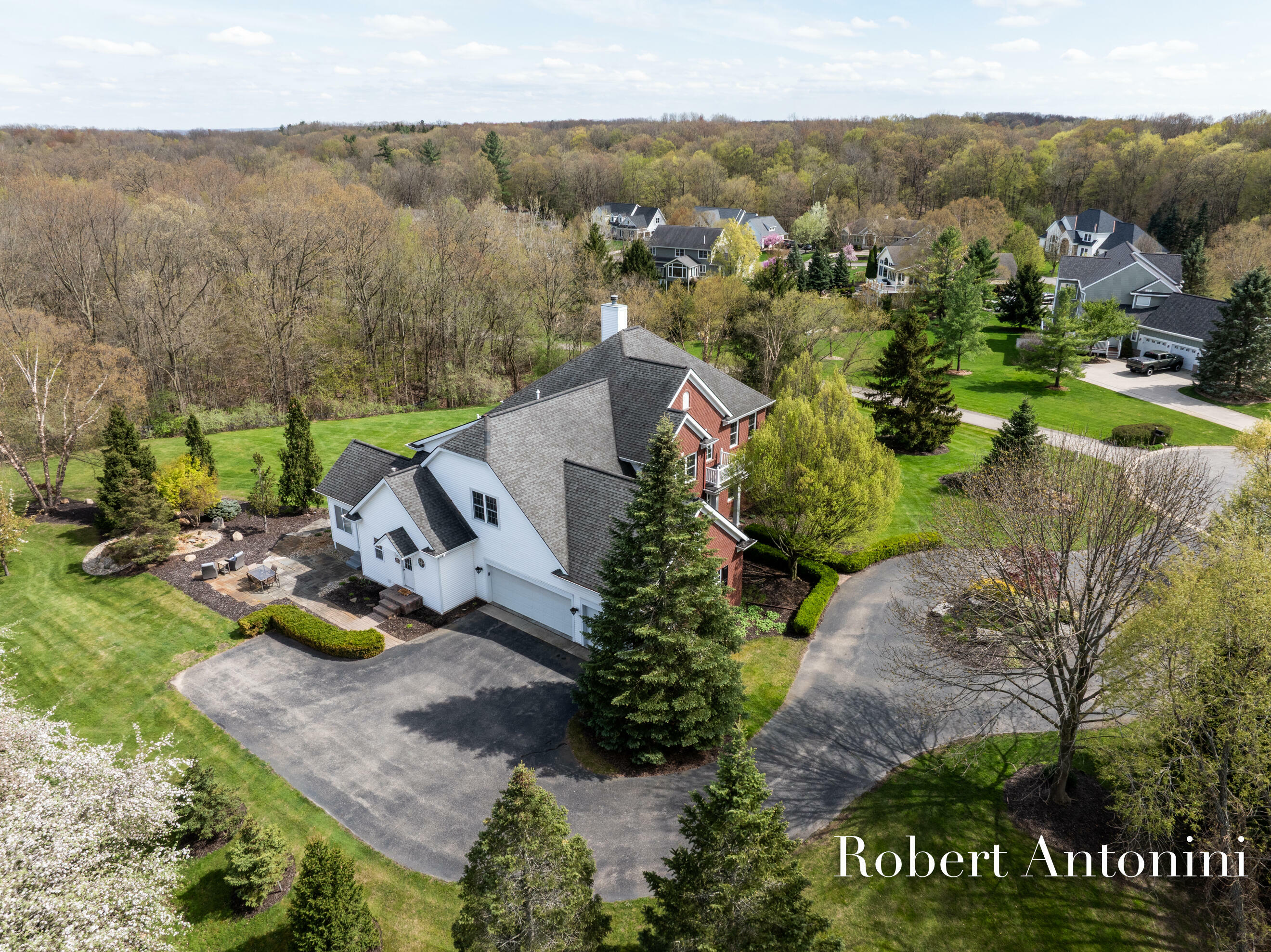 Property Photo:  1080 Whitewood Farms Court NE  MI 49525 
