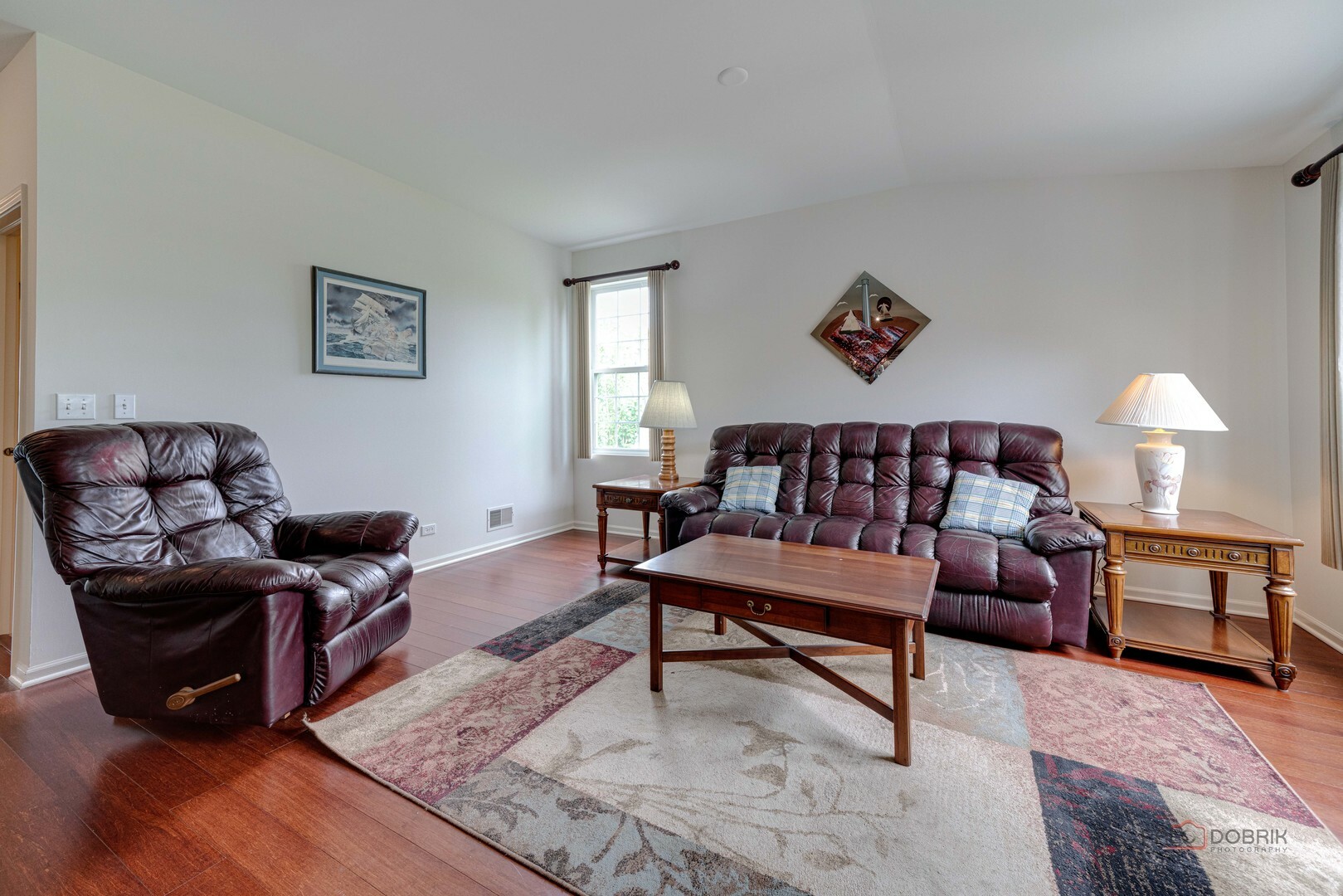 Property Photo:  604 S Essington Drive  IL 60073 