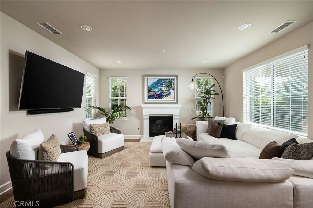 Property Photo: 135 Walnut Street CA 92627