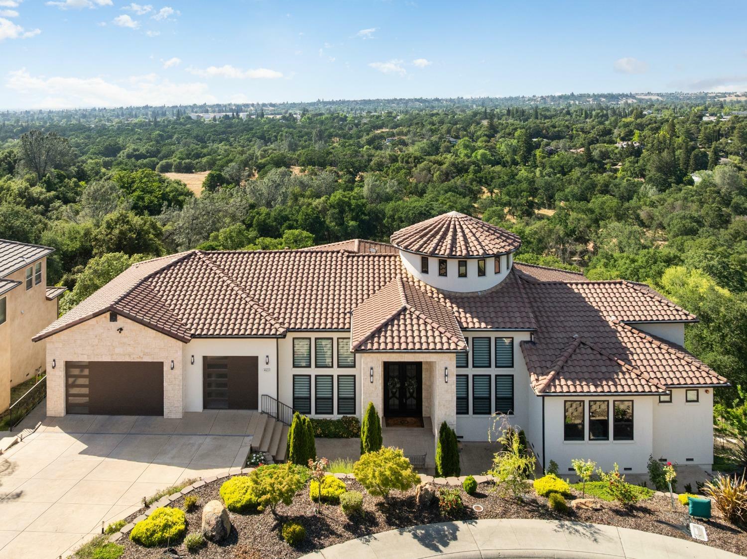 Property Photo: 4023 Cornwall Court CA 95677