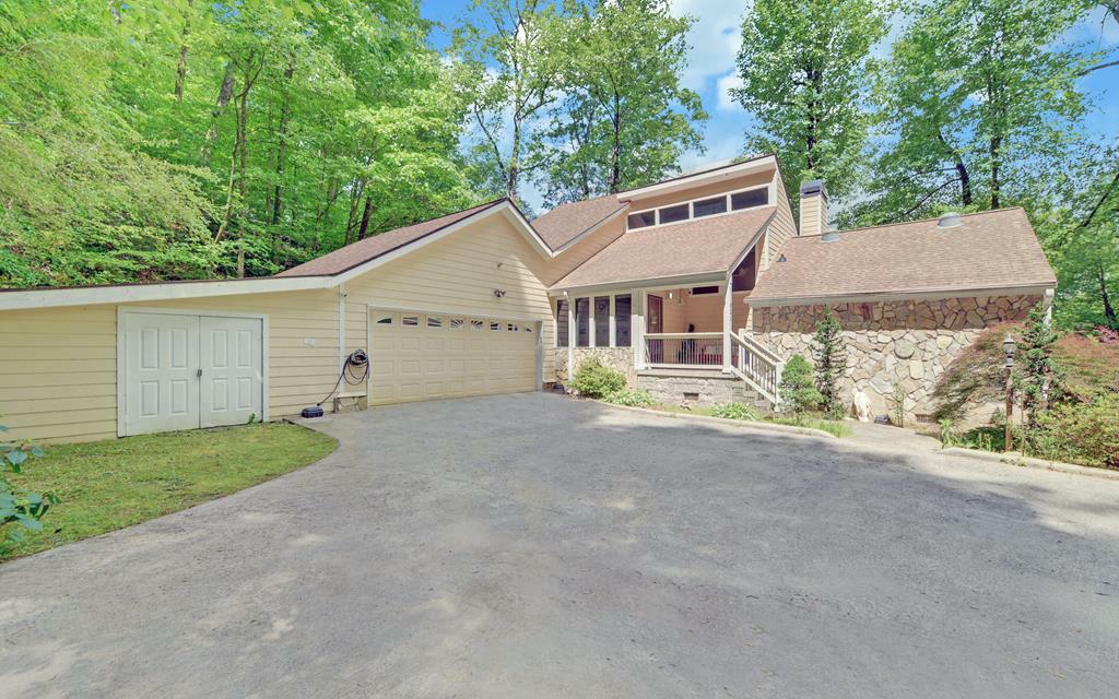 Property Photo:  321 Call Wright Road  GA 30540 