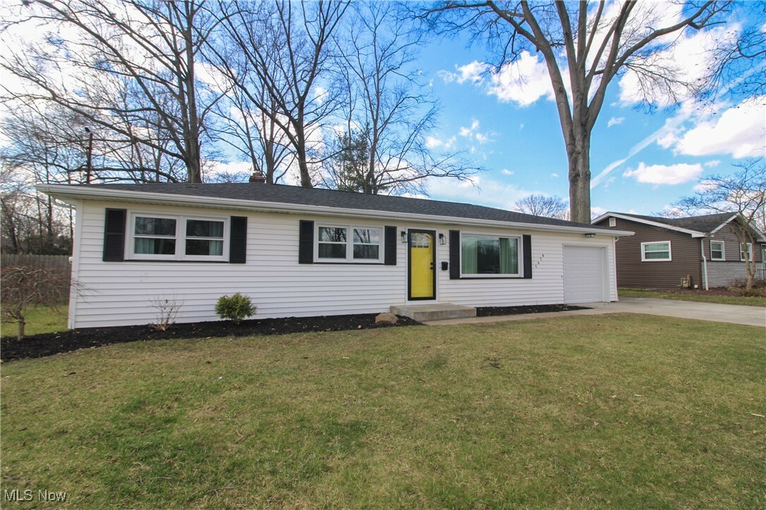 Property Photo: 1674 Yolanda Drive OH 44511