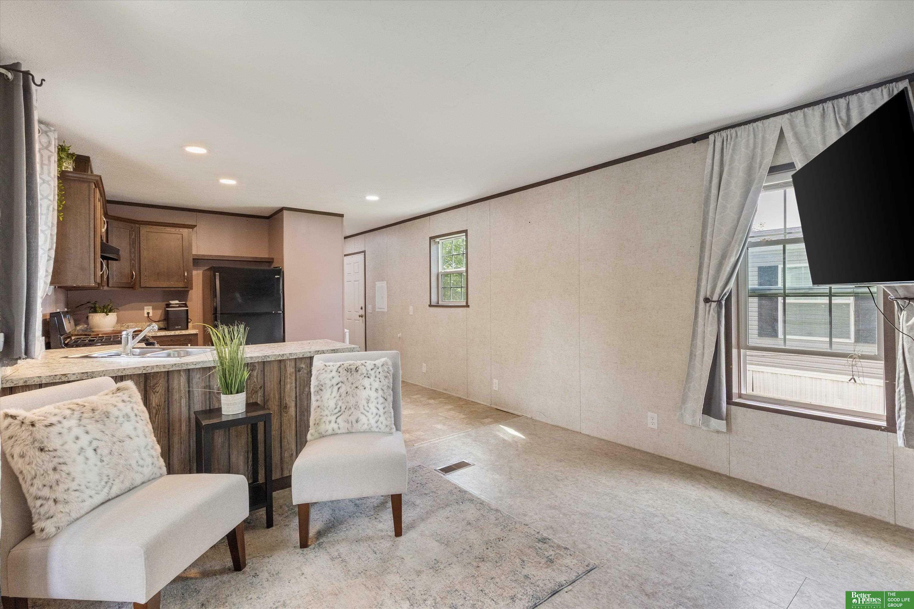 Property Photo:  2902 Hancock Street 35  NE 68005 